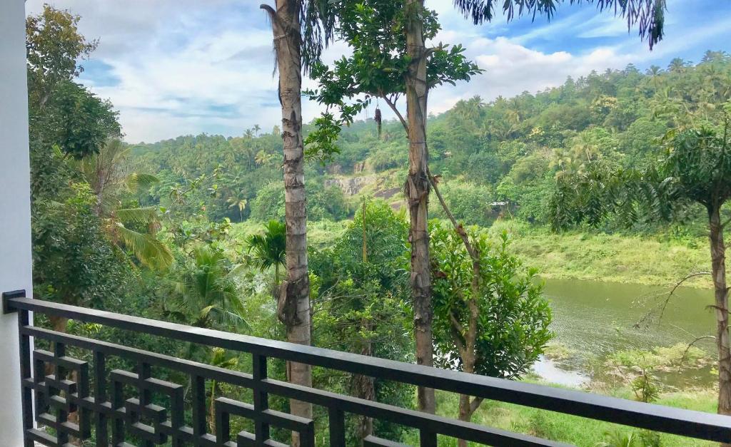 Двухместный (Riverfront Deluxe Double Room), Kandy Rivers Edge Nature Resort