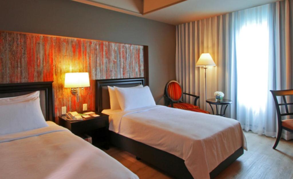 Двухместный (Двухместный номер с 1 кроватью или 2 отдельными кроватями - Основное Крыло) отеля The Bellevue Hotel, Манила