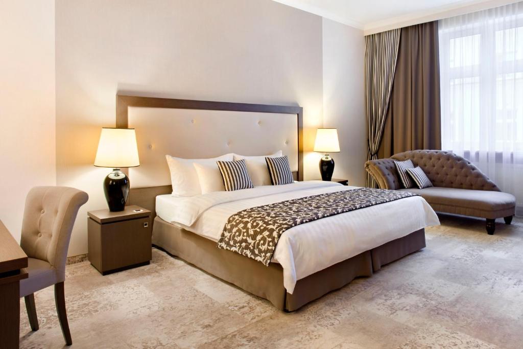 Двухместный (Улучшенный двухместный номер с 1 кроватью или 2 отдельными кроватями) отеля Metropolitan Boutique Hotel, Краков
