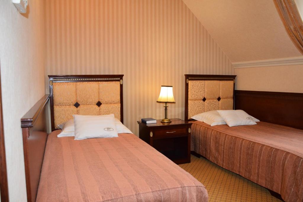 Двухместный (Стандартный двухместный номер с 2 отдельными кроватями) отеля Villa Hotel, Дебрецен