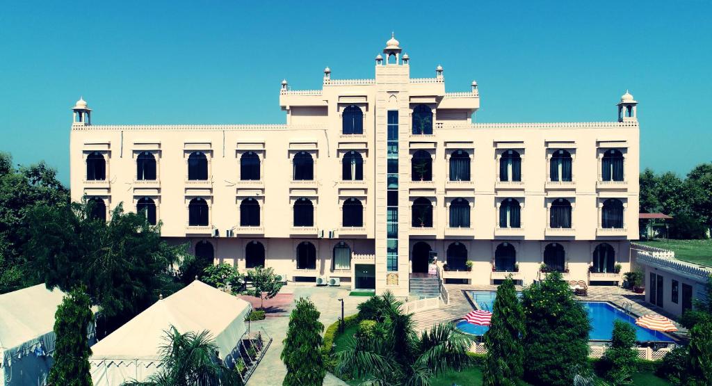 Курортный отель Ranthambhore National Resort, Савай-Мадхопур