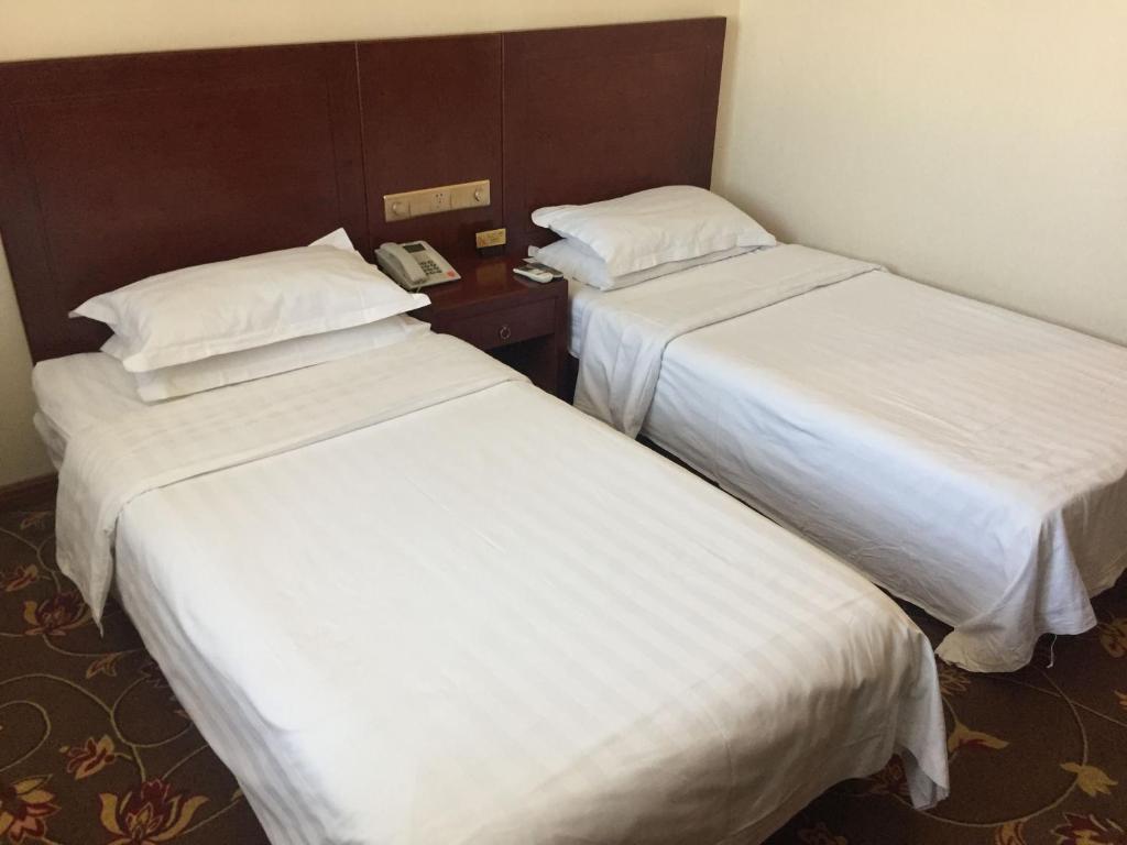 Двухместный (Mainland Chinese Citizen Only - Economic Room(No Window)), King Parkview Hotel