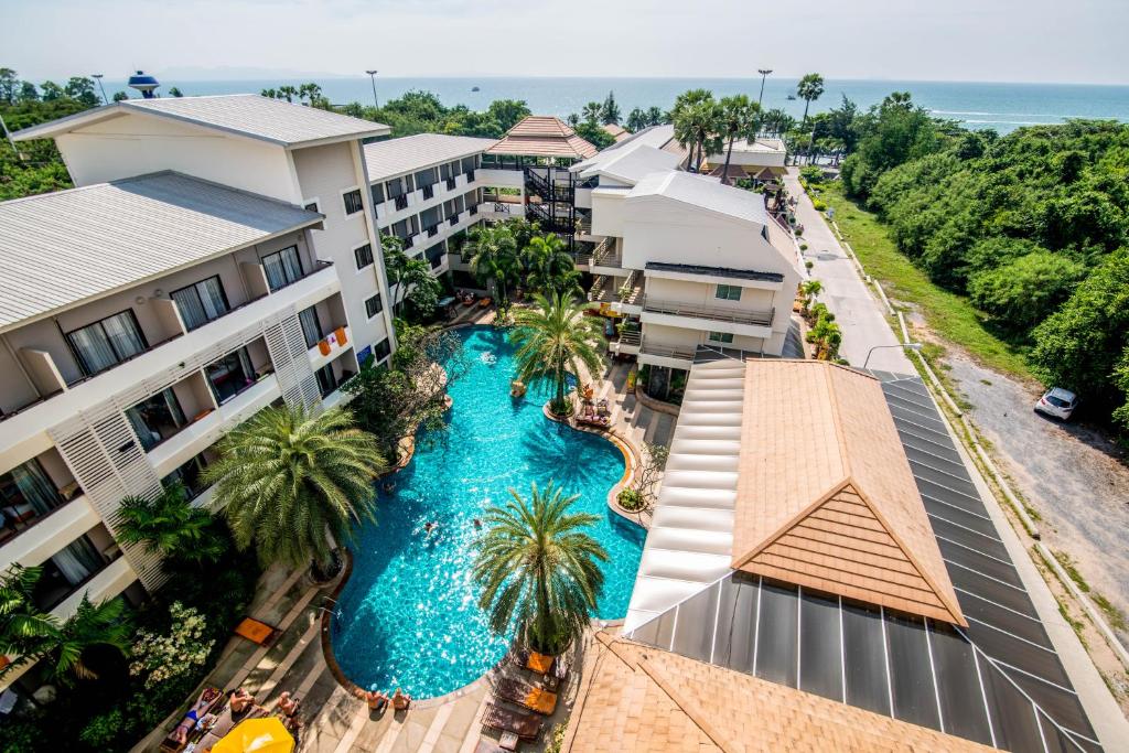 Двухместный (Двухместный номер «Делюкс» с видом на море), Отель Sea Breeze Jomtien Resort