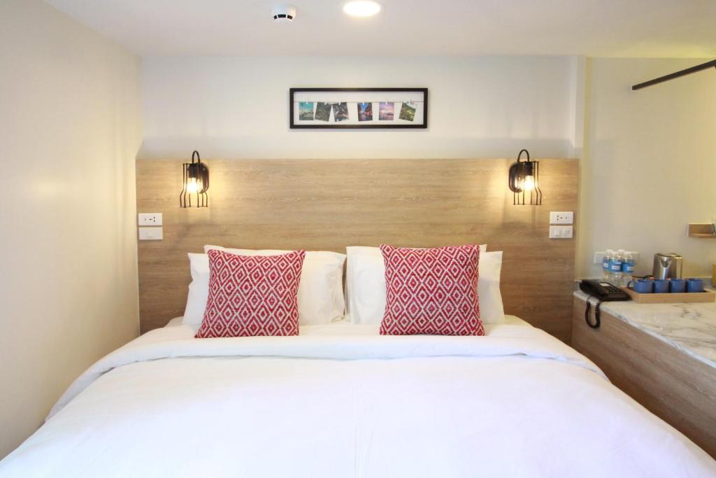 Четырехместный (Четырехместный номер с собственной ванной комнатой), Lub d Philippines Makati