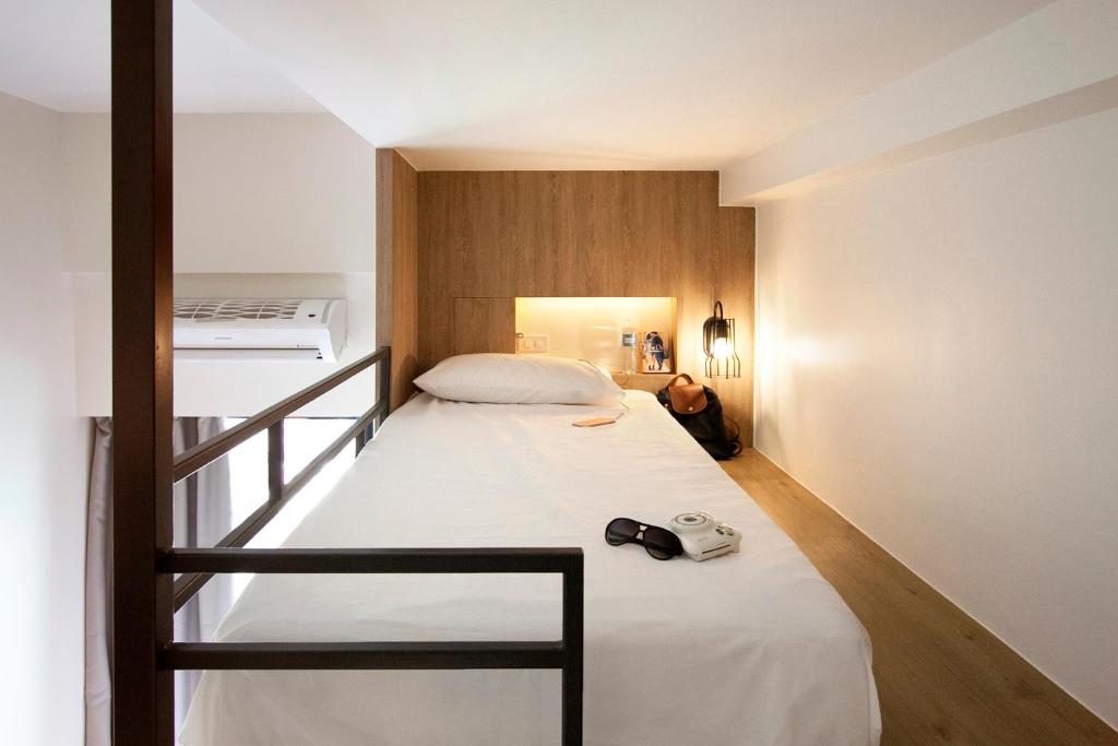 Четырехместный (Четырехместный номер с собственной ванной комнатой), Lub d Philippines Makati