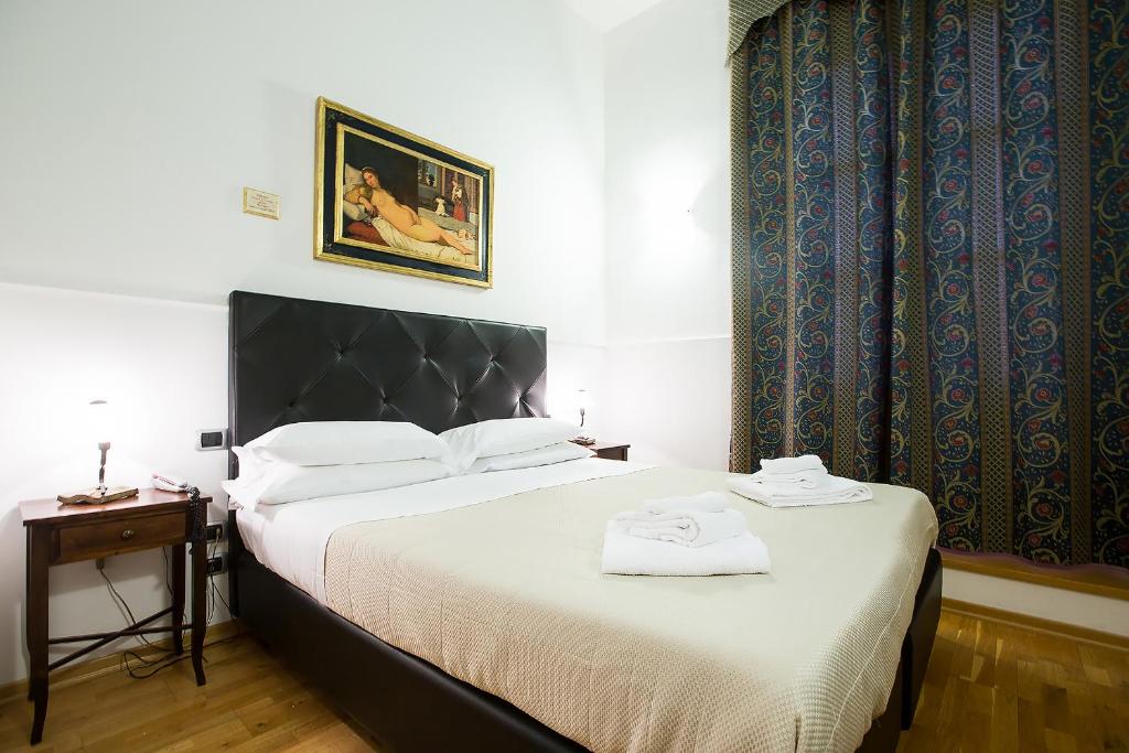 Двухместный (Двухместный номер с 1 кроватью) отеля Relais Hotel Centrale - Residenza d'Epoca, Флоренция