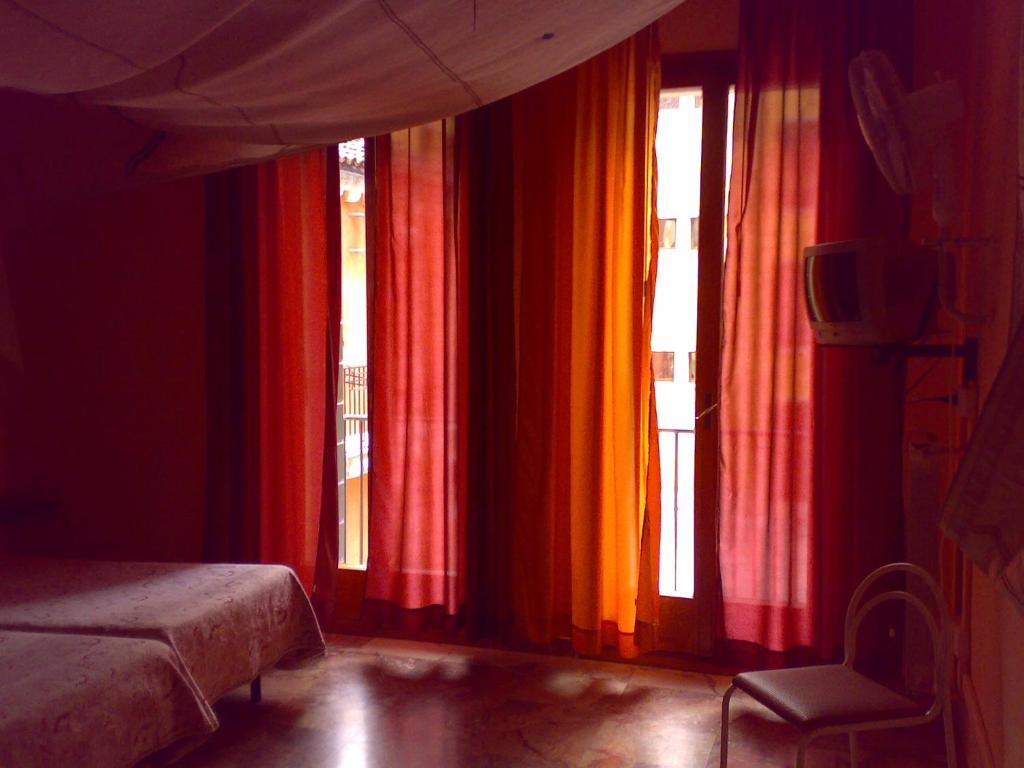 Двухместный (Двухместный номер с 2 отдельными кроватями и собственной ванной комнатой) гостевого дома Cadoro, Венеция