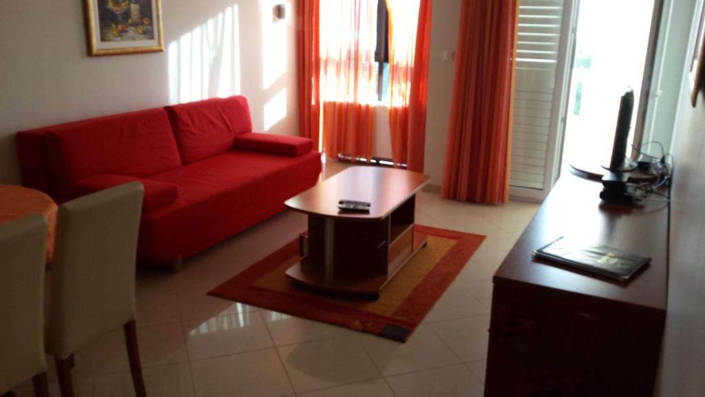 Апартаменты (Апартаменты с 1 спальней) гостевого дома Apartments Silvana, Трогир
