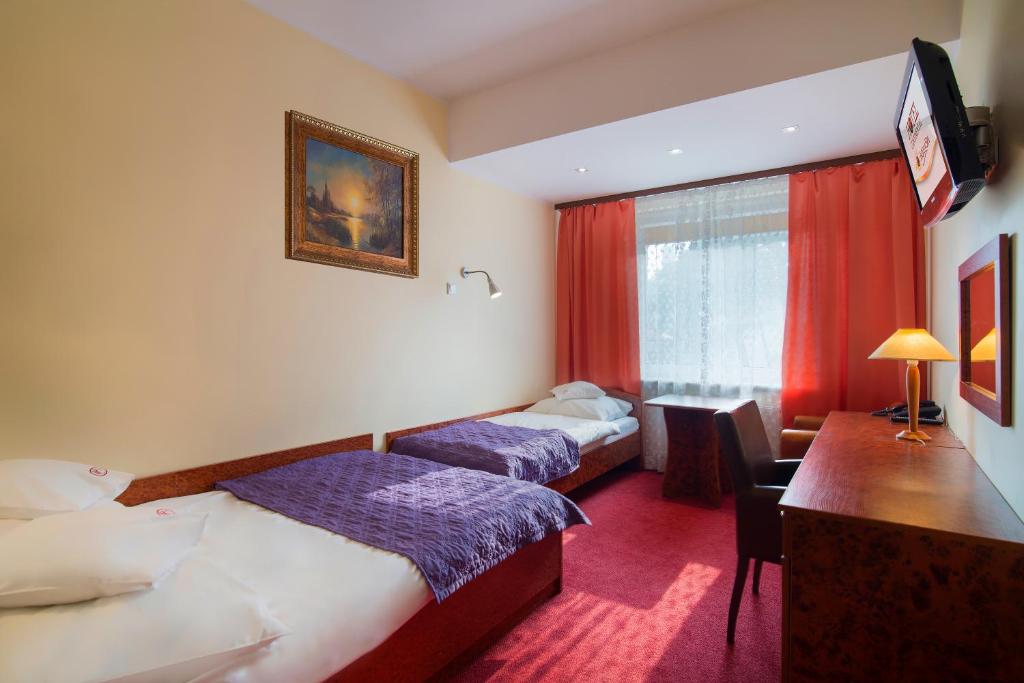 Семейный (Семейный номер) отеля Hotel Continental, Крыница-Морска