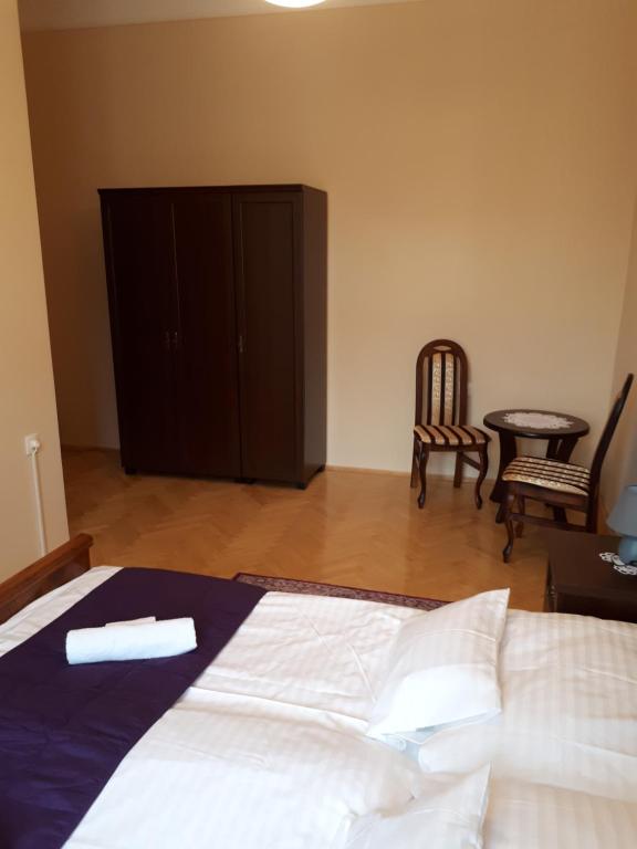 Двухместный (Стандартный двухместный номер с 1 кроватью и общей ванной комнатой) гостевого дома Csanabella House, Сегед