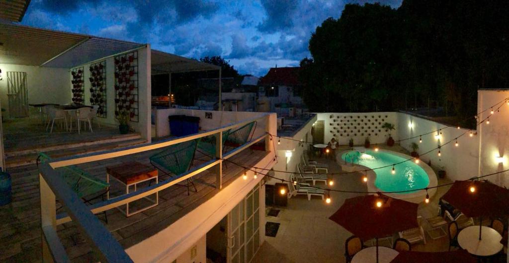 Moloch Hostel & Suites, Канкун
