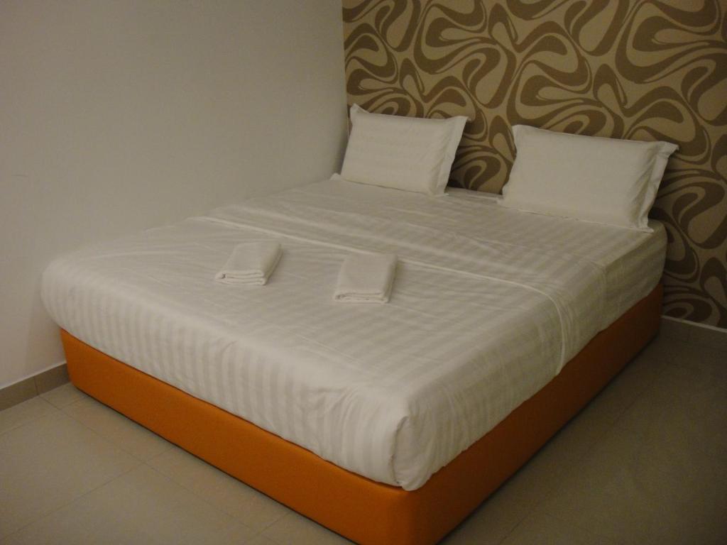 Двухместный (Номер Делюкс с кроватью размера «king-size») отеля 1 Hotel Kuchai Lama, Куала-Лумпур