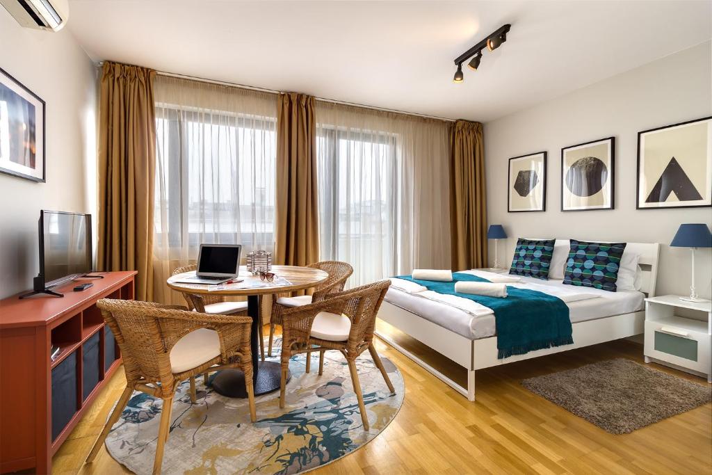 Студио (Номер-студио), Quality Point Apartments