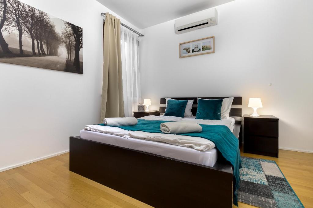 Апартаменты (Апартаменты с 2 спальнями и балконом), Quality Point Apartments