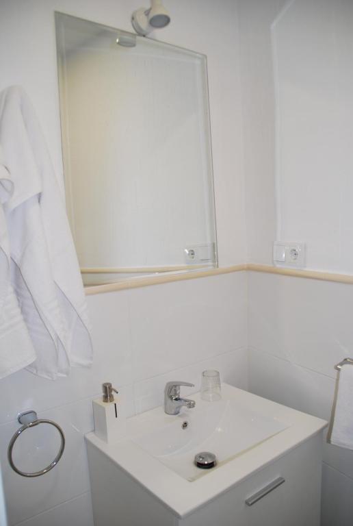 Двухместный (Двухместный номер с 2 отдельными кроватями и собственной ванной комнатой) гостевого дома Casa Botes, Куэнка