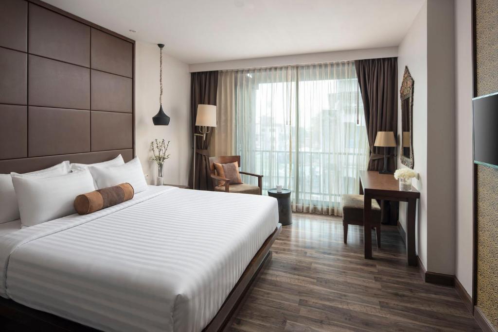 Двухместный (Улучшенный двухместный номер с 1 кроватью) отеля Casa Nithra, Бангкок