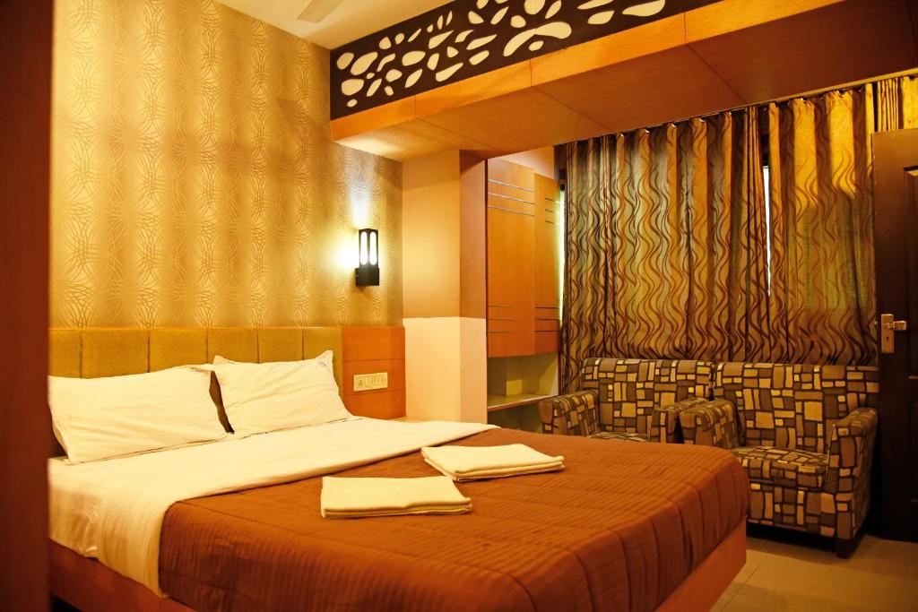 Четырехместный (Четырехместный номер) отеля Grand Choice, Бангалор