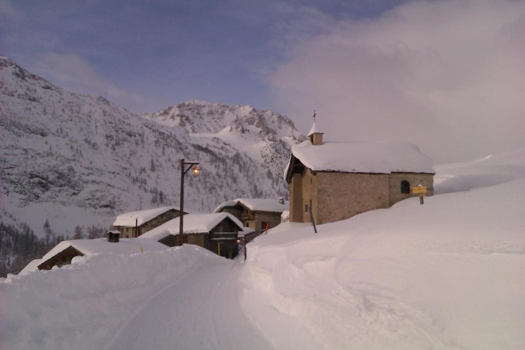 Номер (Улучшенное шале), Chalet Colinn