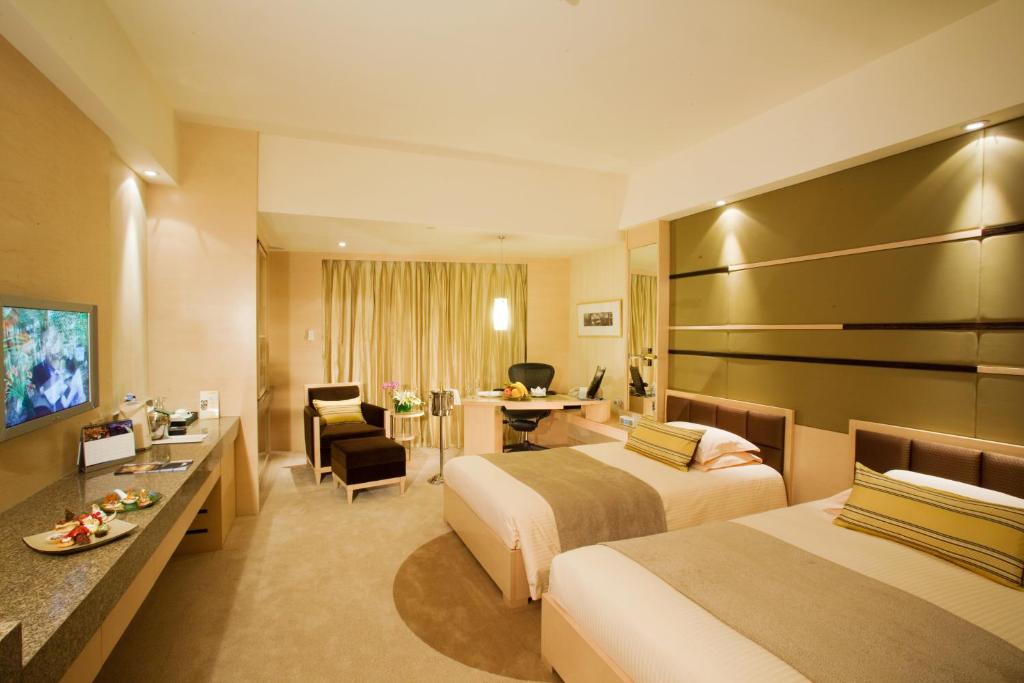 Трехместный (Трехместный номер) отеля Regal International East Asia Hotel, Шанхай