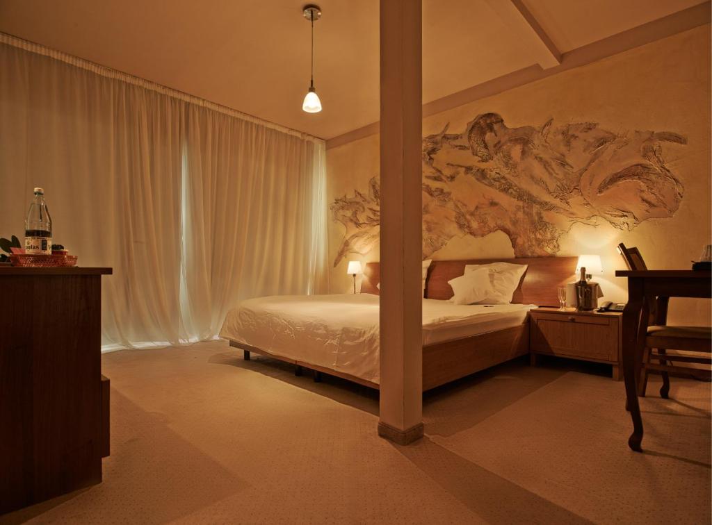 Двухместный (Стандартный двухместный номер с 2 отдельными кроватями и доступом в спа-центр) отеля Romantic Boutique Hotel & Spa, Паневежис
