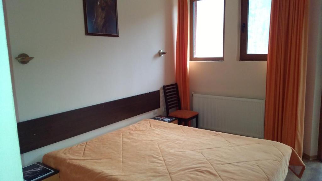 Двухместный (Двухместный номер с 1 кроватью и балконом) гостевого дома Guest House Alfa Daniel, Балканец