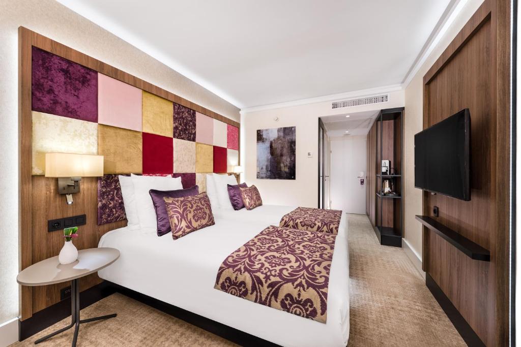 Двухместный (Улучшенный двухместный номер с 2 отдельными кроватями) отеля Mercure Budapest Korona, Будапешт