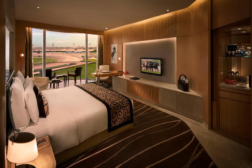 Двухместный (Специальное предложение «Рамадан» (сухур и ифтар)) отеля The Meydan Hotel, Дубай