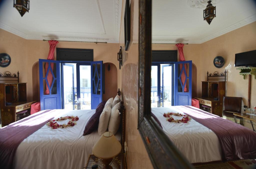 Двухместный (Улучшенный двухместный номер с 1 кроватью и балконом) отеля Essaouira Wind Palace, Эс-Сувейра