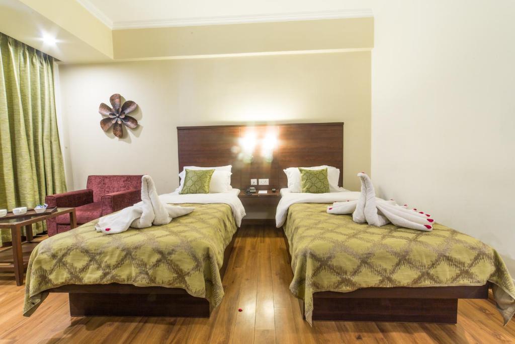 Двухместный (Представительский двухместный номер с 1 кроватью) отеля Diamond Hotel, Варанаси