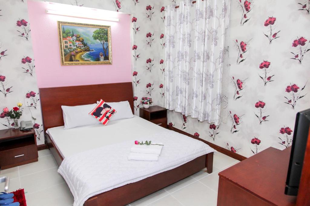 Двухместный (Улучшенный двухместный номер с 1 кроватью) отеля Thank You Hotel, Вунгтау