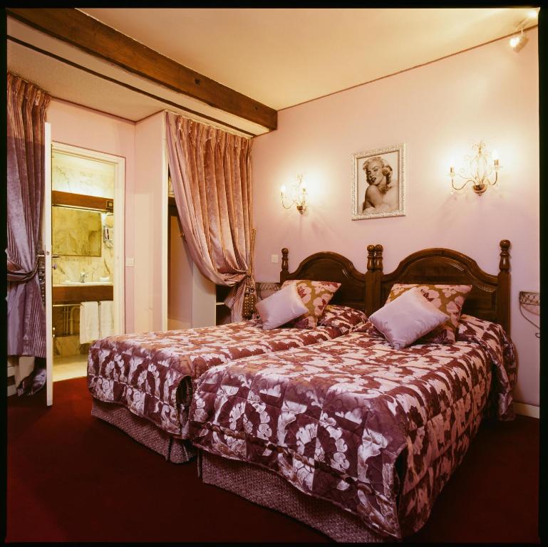 Двухместный (Двухместный номер с 2 отдельными кроватями) отеля Grand Hôtel Dechampaigne, Париж