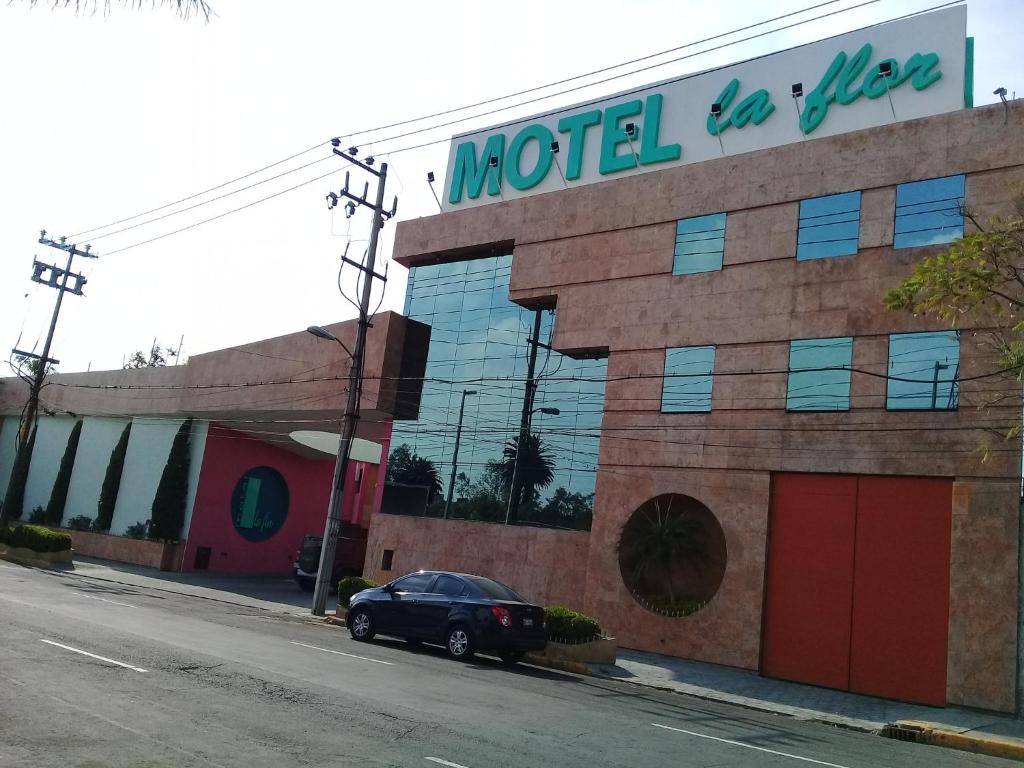 Отель Motel La Flor, Мехико