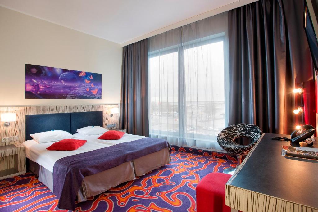 Двухместный (Стандартный двухместный номер с 2 отдельными кроватями и доступом в спа-центр) отеля Tallink Spa & Conference Hotel, Таллин