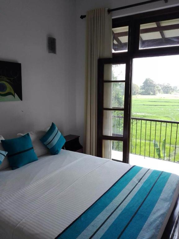 Двухместный (Двухместный номер Делюкс с 1 кроватью) гостевого дома Serene View Tourist Rest, Анурадхапура