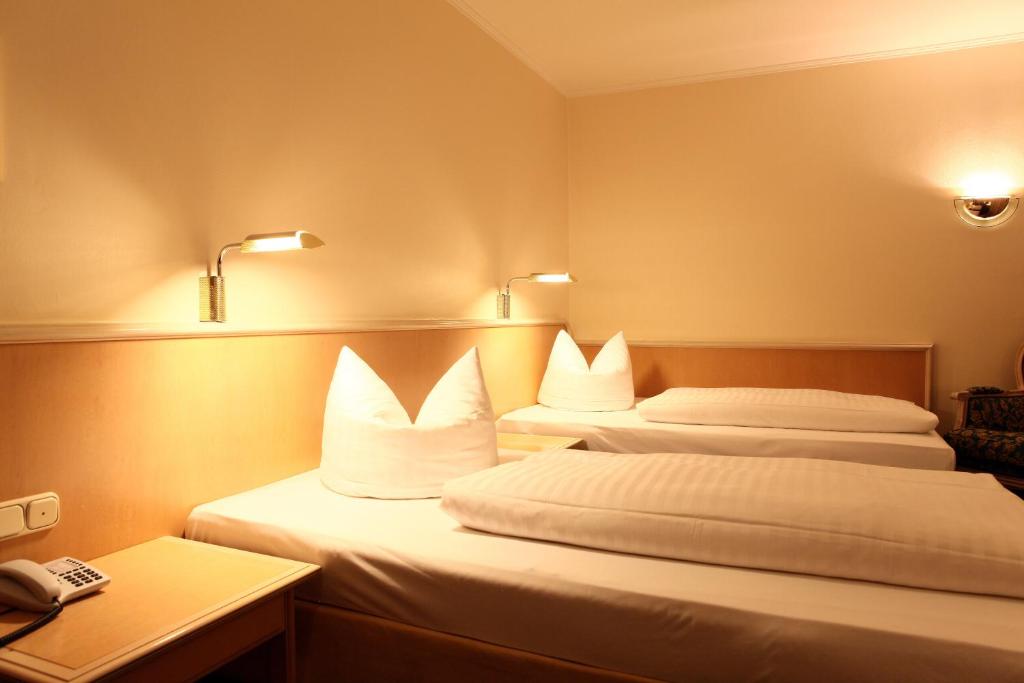 Двухместный (Двухместный номер с 2 отдельными кроватями) отеля Hotel Ambiente Garni, Мюнхен