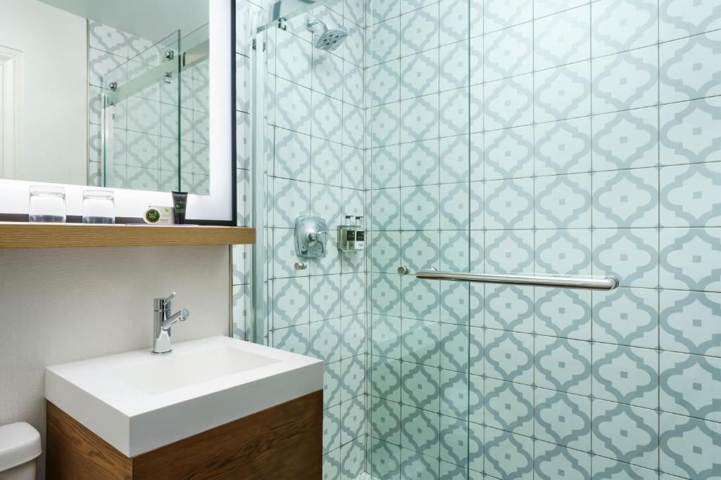 Двухместный (Небольшой номер с кроватью размера 