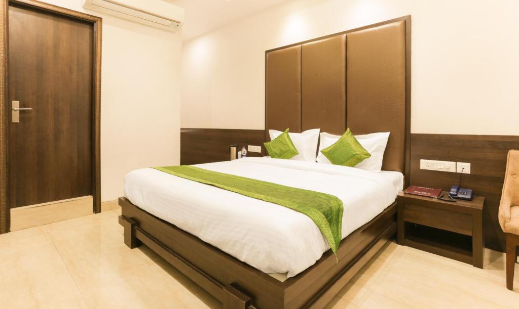 Двухместный ([Sanitized] Standard Double or Twin Room) отеля Treebo Bliss, Джайпур