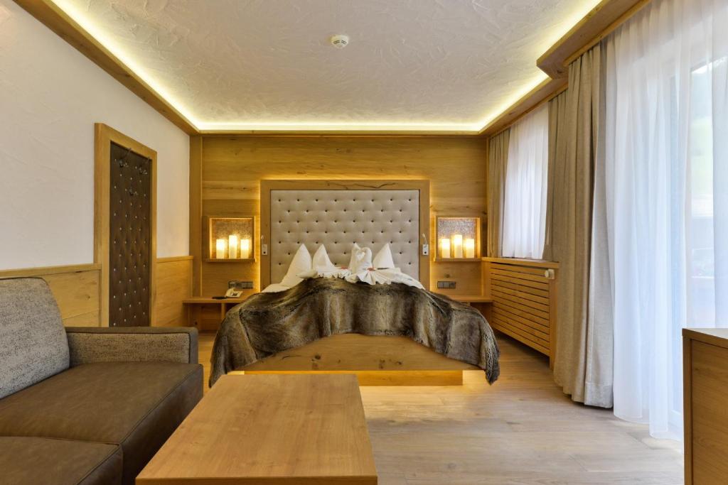 Двухместный (Улучшенный двухместный номер с 1 кроватью), Naturparkhotel Ober-Lechtalerhof