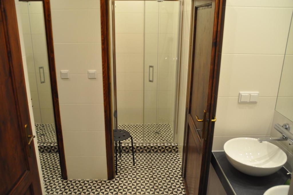 Двухместный (Двухместный номер с 1 кроватью и общей ванной комнатой) хостела Mundo Hostel, Краков