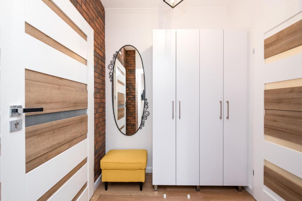 Апартаменты (Апартаменты-студио - Krowoderska, 22), Cracow Rent Apartments