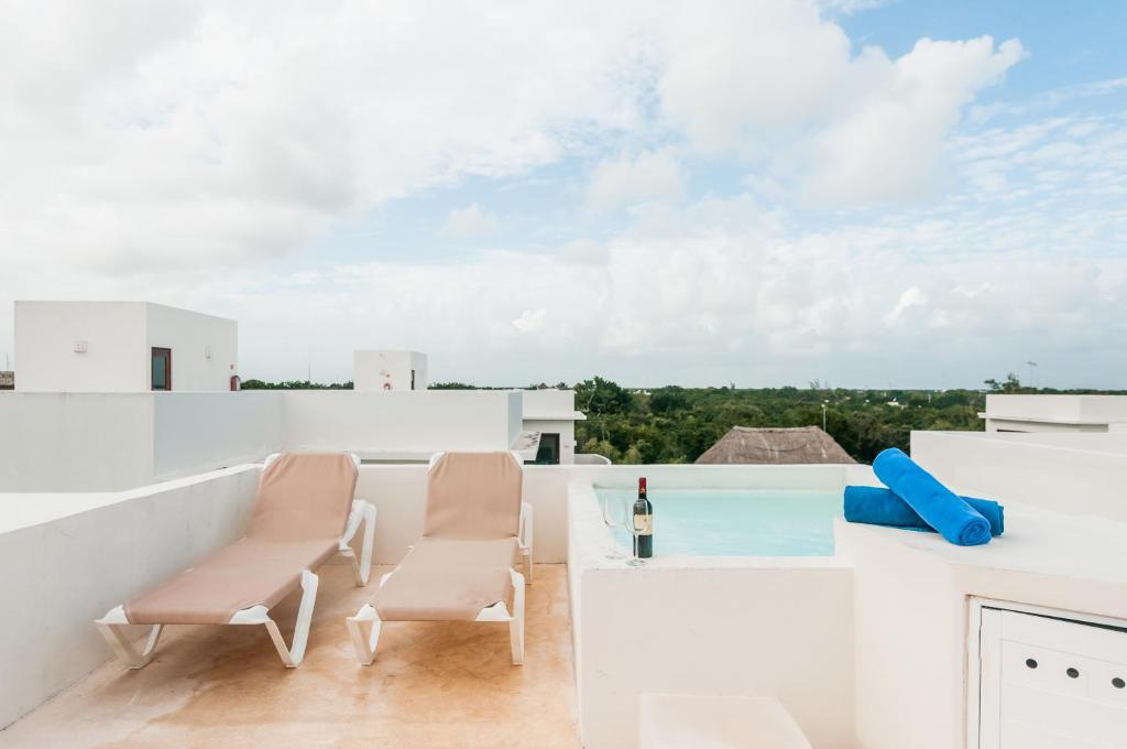 Апартаменты (Penthouse Apartment with Private Pool and Jacuzzi), Sexy Villas Tulum Clothing Optional