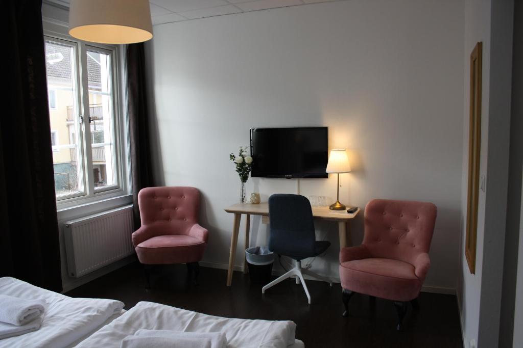 Двухместный (Двухместный номер с 1 кроватью и видом на горы) отеля Grännagården, Гренна