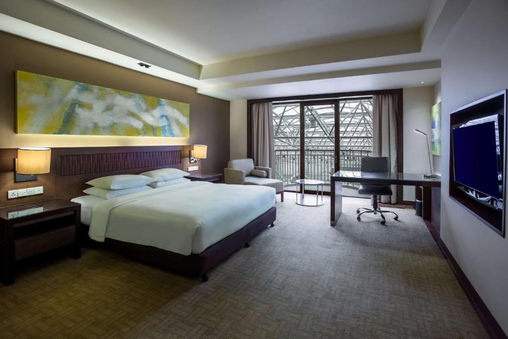 Двухместный (Номер с кроватью размера «king-size») отеля Hyatt Regency Kinabalu, Кота-Кинабалу