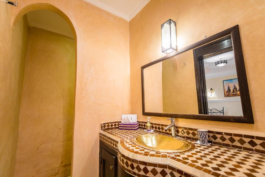 Двухместный (Двухместный номер с 1 кроватью и собственной ванной комнатой) отеля Riad Atlas Toyours, Марракеш
