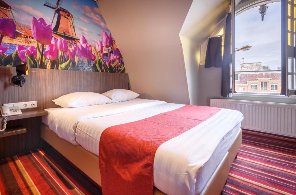 Двухместный (Стандартный двухместный номер с 1 кроватью или 2 отдельными кроватями) отеля Mozart Hotel, Амстердам