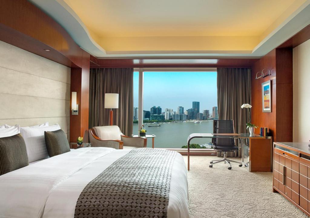 Двухместный (Deluxe Bund View King Room), Grand Kempinski Hotel Shanghai