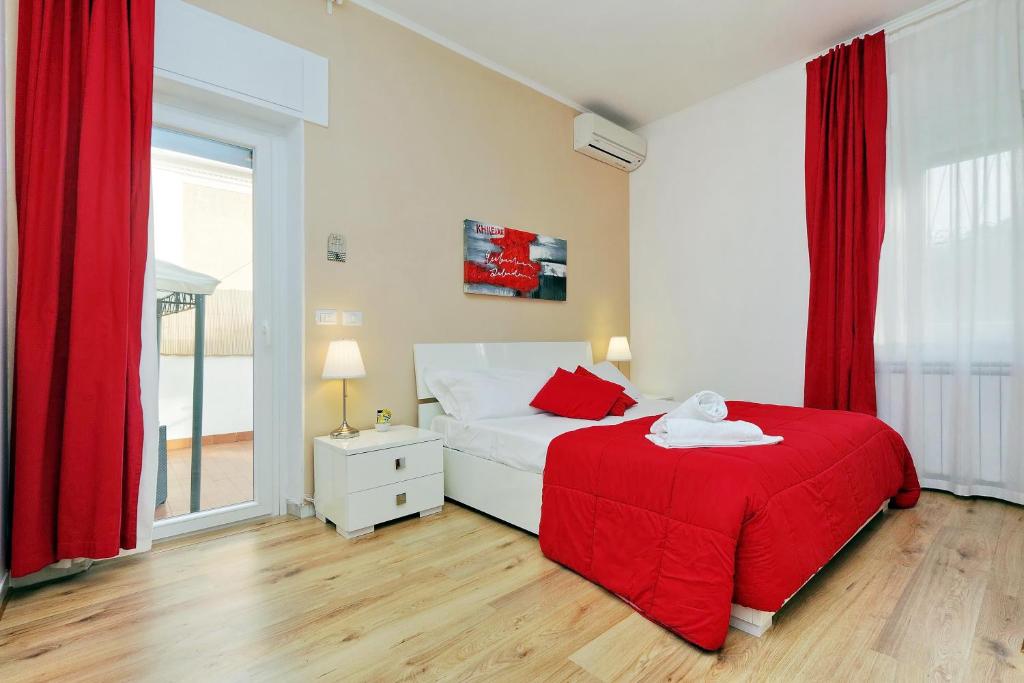 Двухместный (Двухместный номер с 1 кроватью и террасой) отеля I Pini di Roma - Rooms & Suites, Рим
