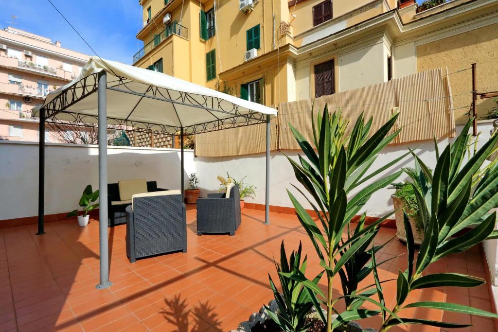 Двухместный (Двухместный номер с 1 кроватью и террасой), I Pini di Roma - Rooms & Suites