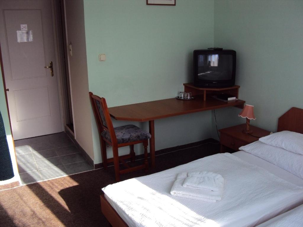 Двухместный (Двухместный номер с 1 кроватью или 2 отдельными кроватями) отеля Füzi Panzió, Шопрон