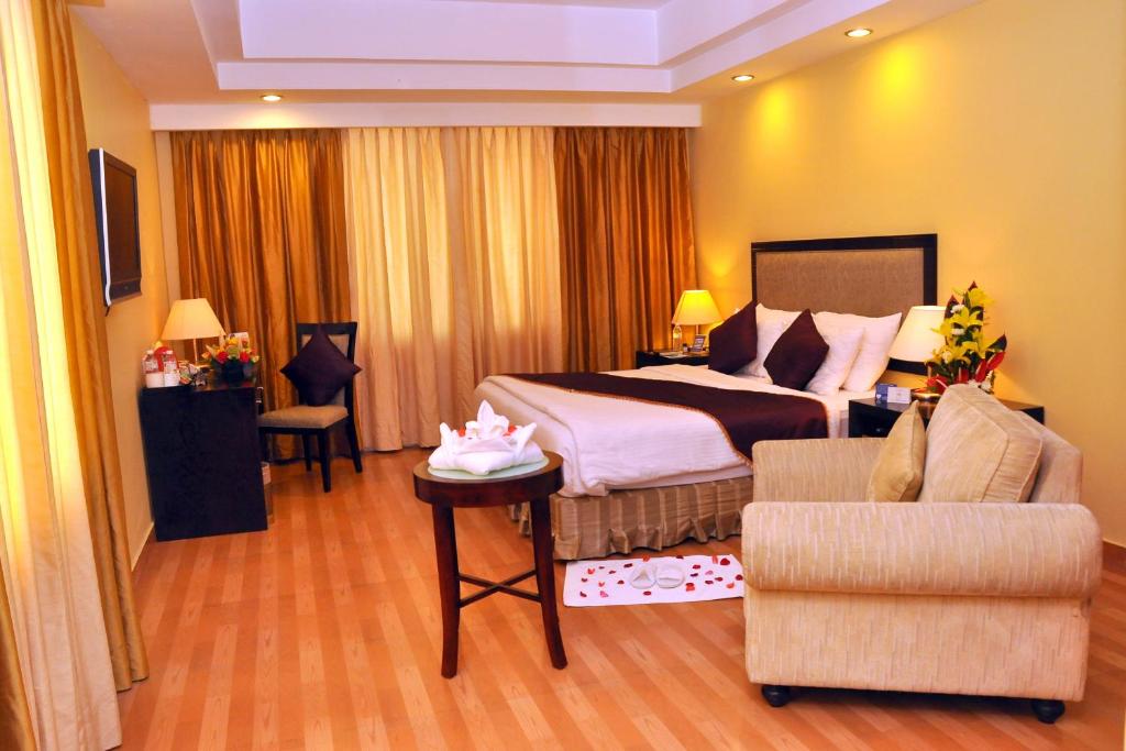 Сьюит (Suite with Free Drop to Sipcot IT Park) отеля Gokulam Park Sabari OMR, Ченнаи